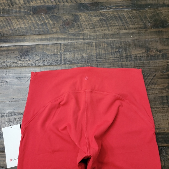 LULULEMON‎ InStill HR Tight 25" | 14 - Picture 2 of 7